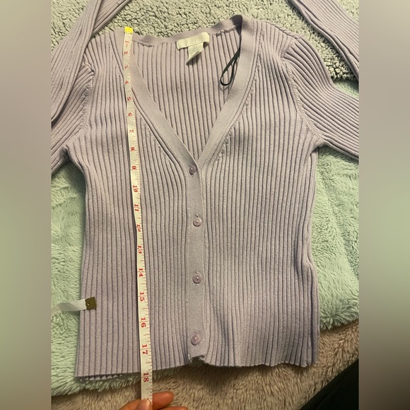 H&M lavender ribbed long sleeve sweater - Picture 4 of 5